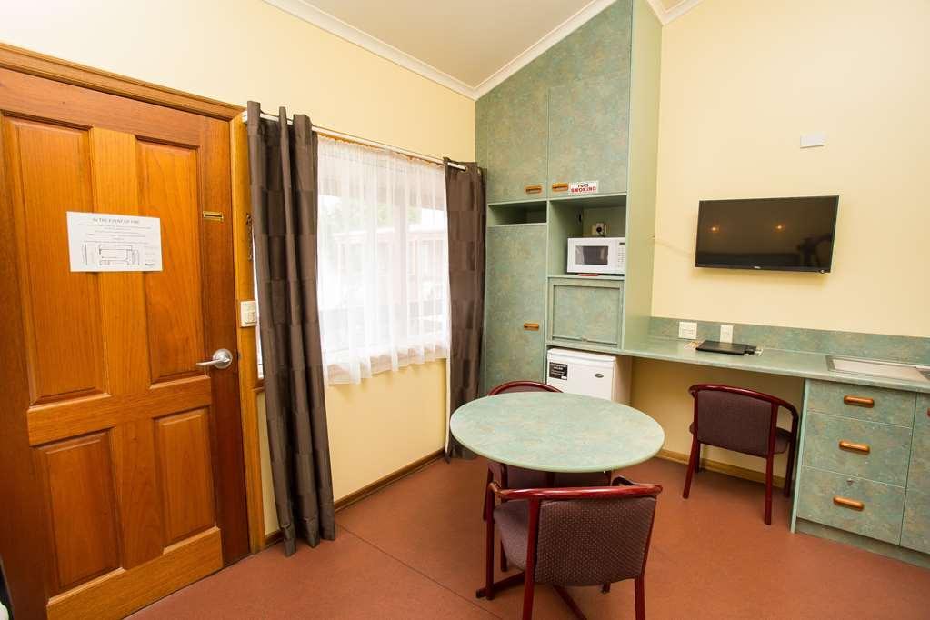 Downs Motel Toowoomba Δωμάτιο φωτογραφία