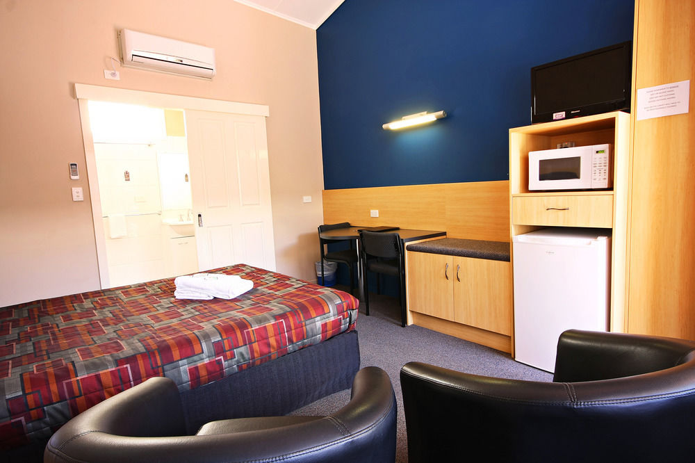 Downs Motel Toowoomba Εξωτερικό φωτογραφία