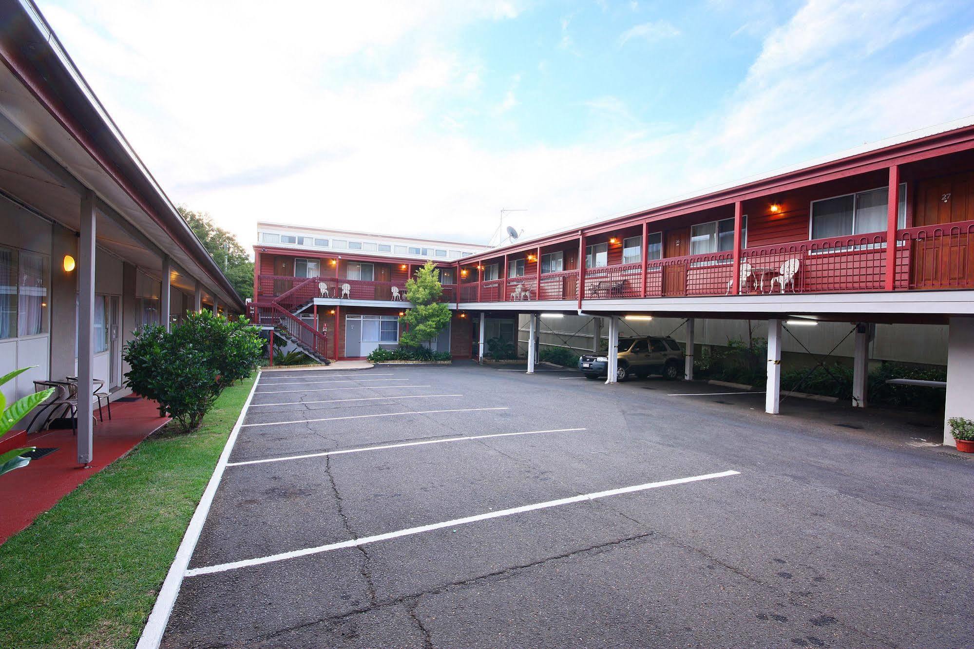Downs Motel Toowoomba Εξωτερικό φωτογραφία