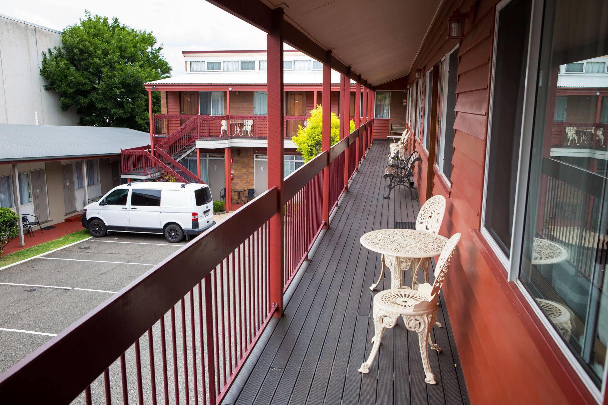 Downs Motel Toowoomba Εξωτερικό φωτογραφία