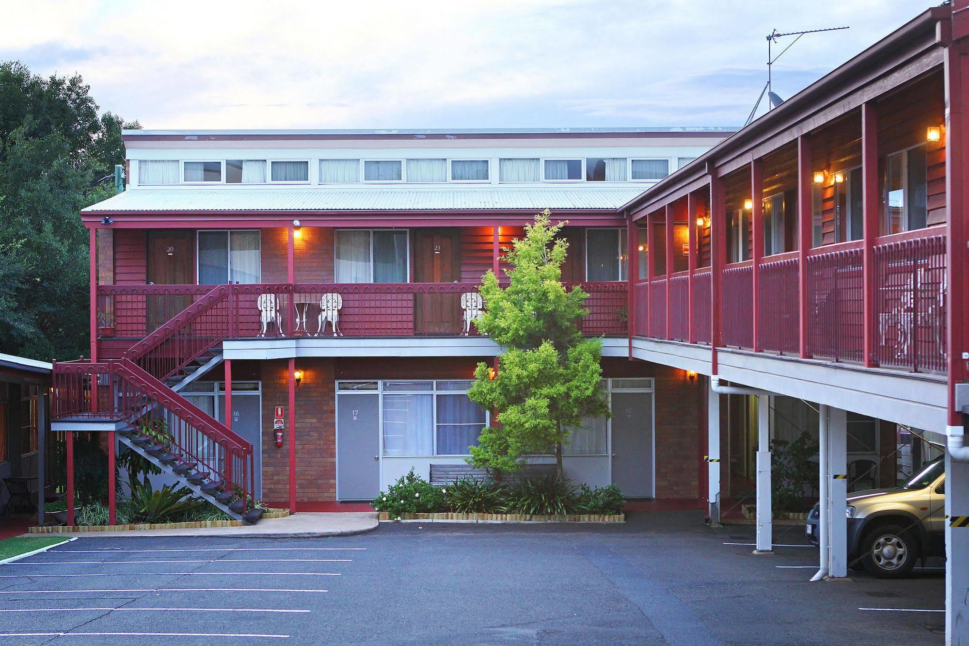 Downs Motel Toowoomba Εξωτερικό φωτογραφία