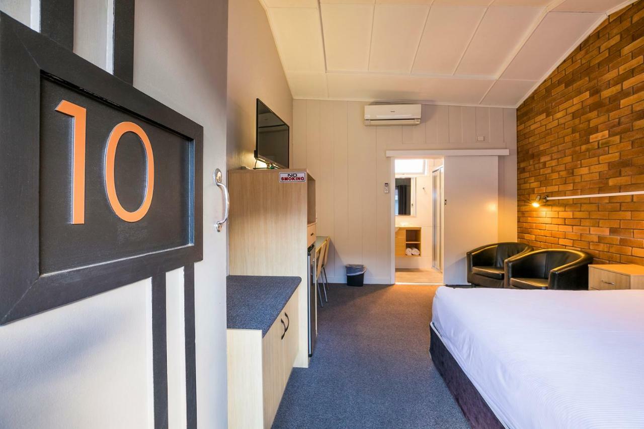 Downs Motel Toowoomba Εξωτερικό φωτογραφία